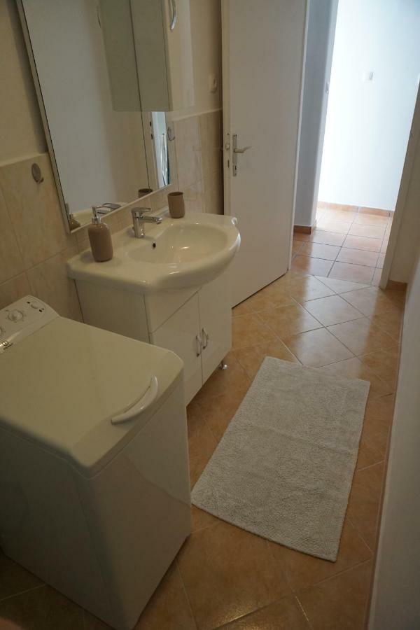 Old Town Center Apartment Asi Novalja Εξωτερικό φωτογραφία